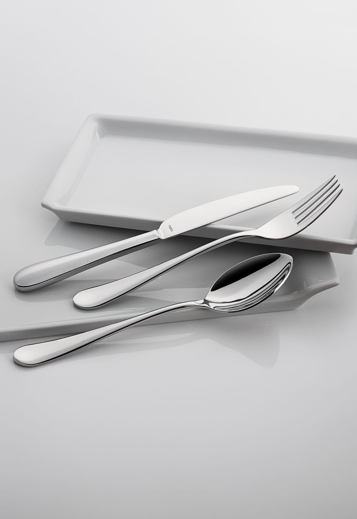 Epsilon - Plain - 24 Pieces Set