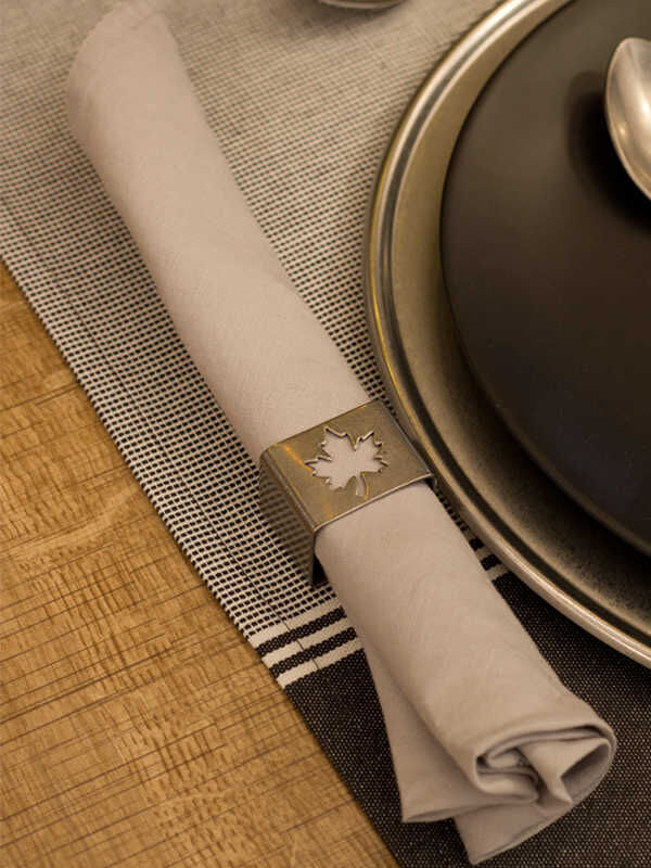 Narin - Retro Leaf Napkin Holder