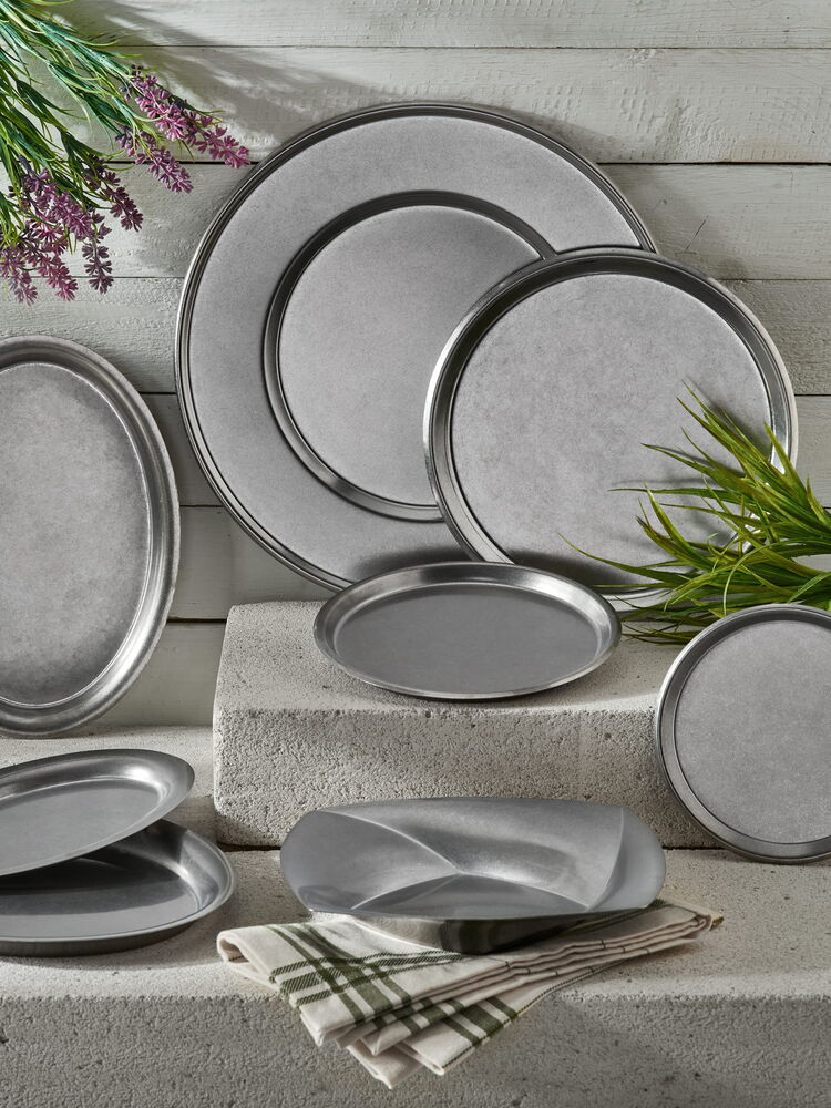  - Retro Plate / Tray