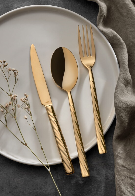  - Vega - Gold Titanium - 42 Pieces Set